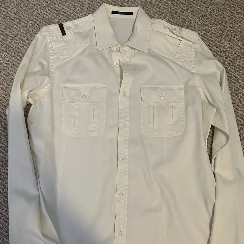 Men’s Gucci button down dress shirt in white 43/17
